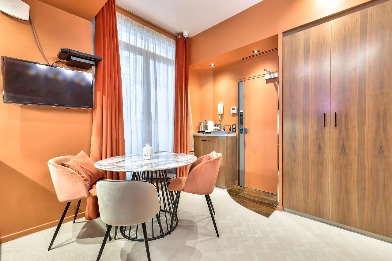 Apartahotel Hotel 33 Marbeuf París