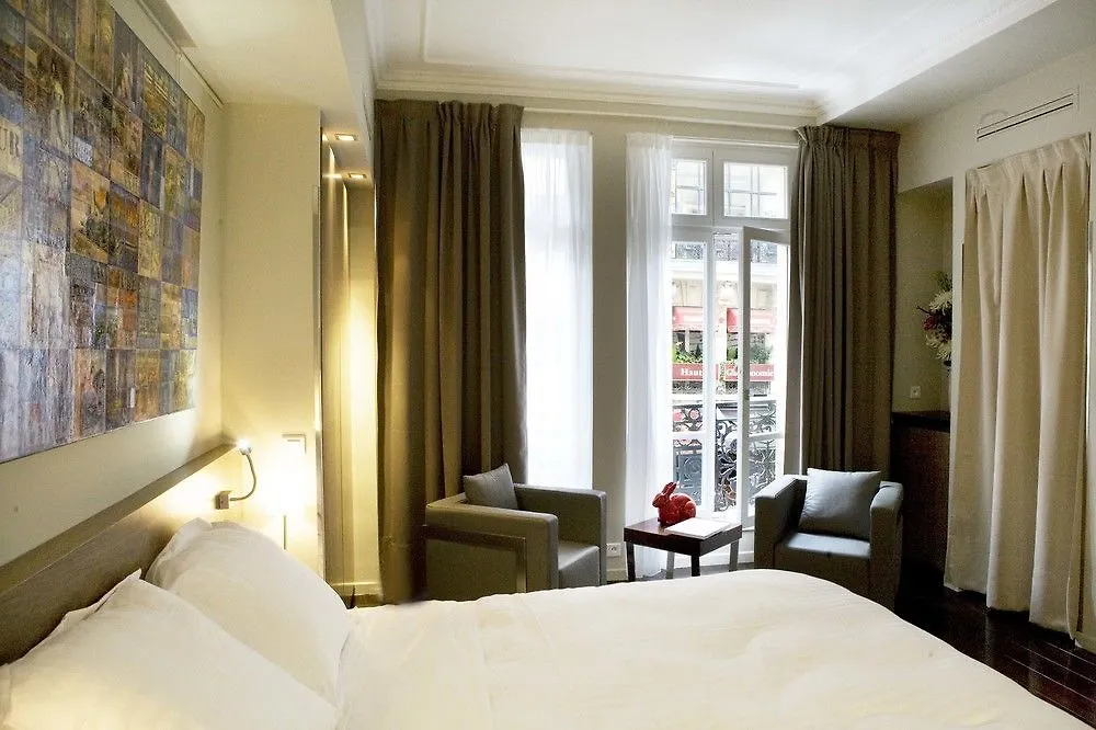 Hotel 33 Marbeuf París Francia